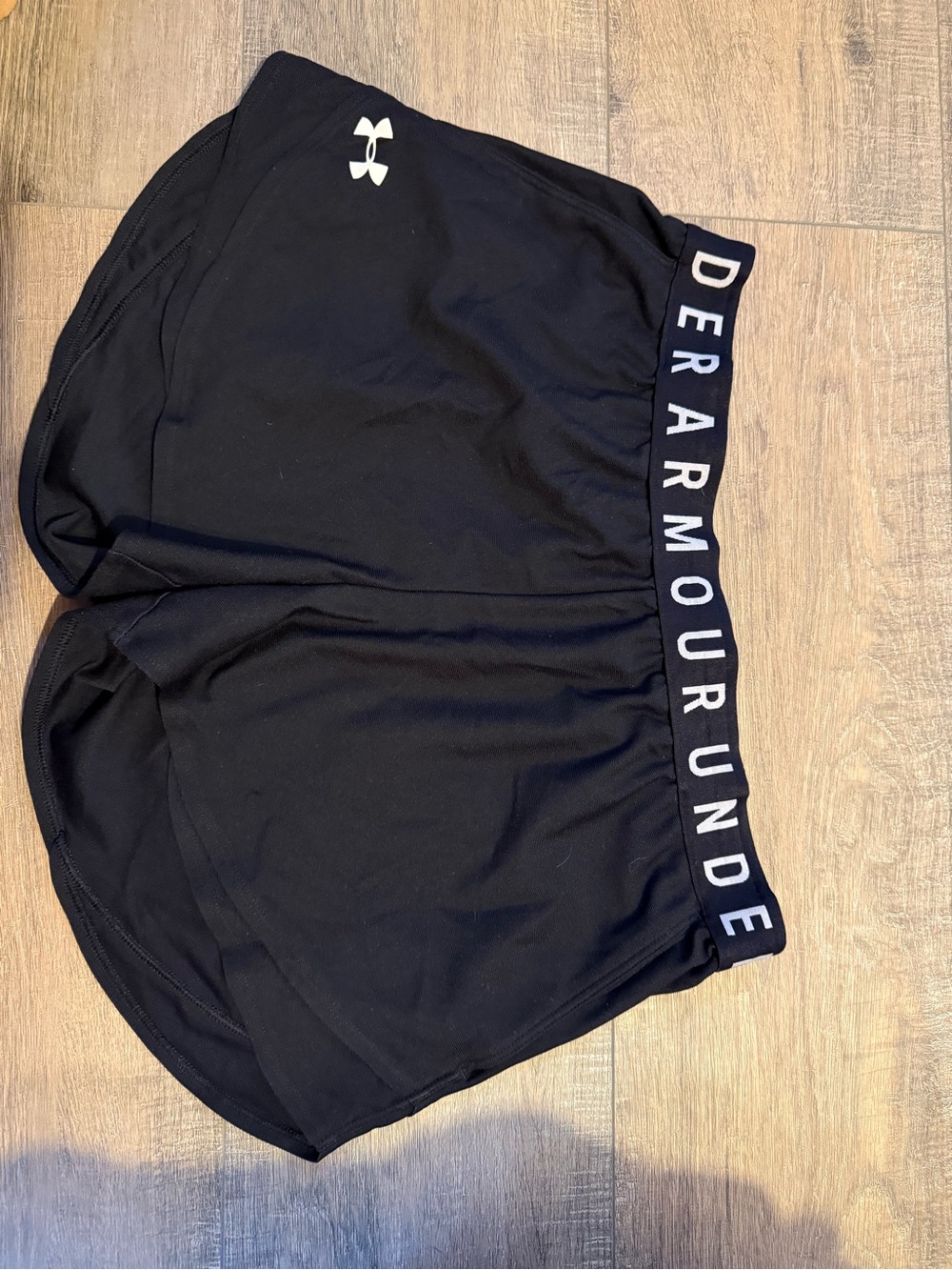 Under Armour Black Women's Logo Elastic-Waist Athletic Shorts